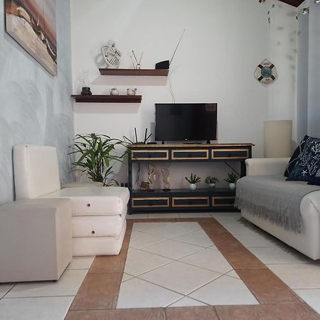 דירות אובטובה Cosy flat מראה חיצוני תמונה